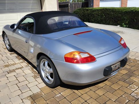 Used 1997 Porsche Boxster image 10