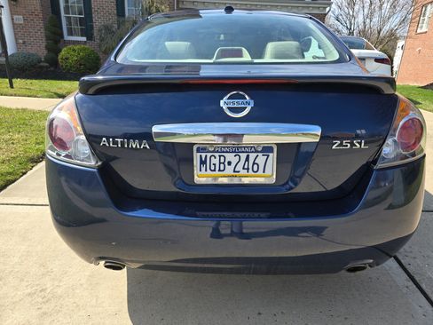 Used 2011 Nissan Altima 2.5 SL w/ 2.5SL Pkg image 2