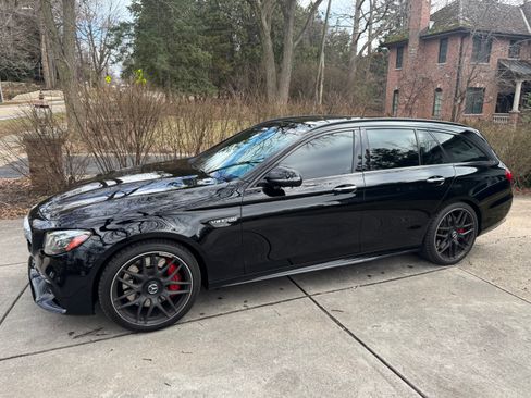 Used 2019 Mercedes-Benz E 63 AMG S image 16