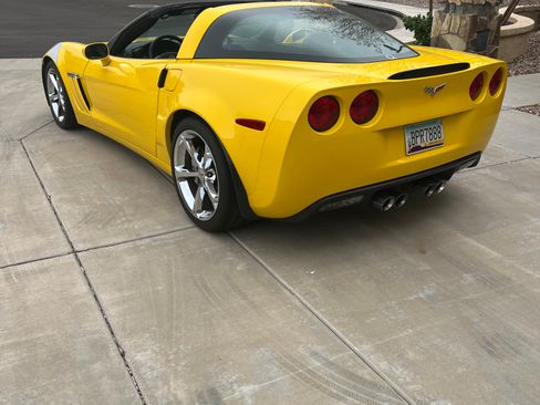 Used 2011 Chevrolet Corvette Grand Sport w/ Preferred Equipment Group image 9