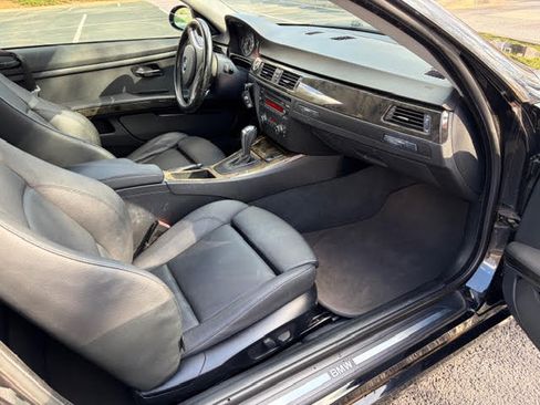 Used 2009 BMW 335i Coupe image 12