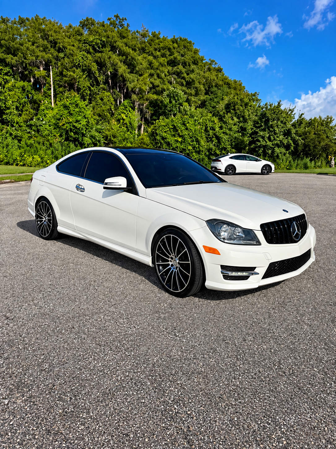 Used 2015 Mercedes-Benz C 250 Coupe image 2