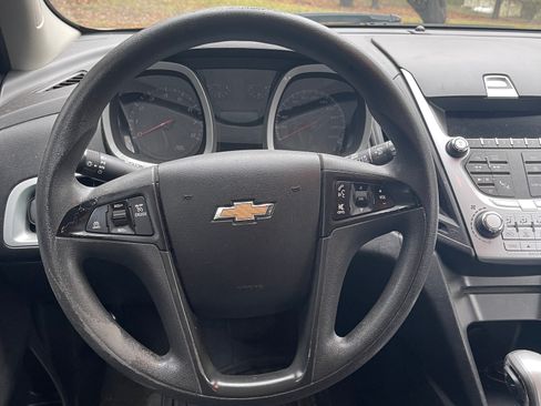 Used 2015 Chevrolet Equinox LS image 11