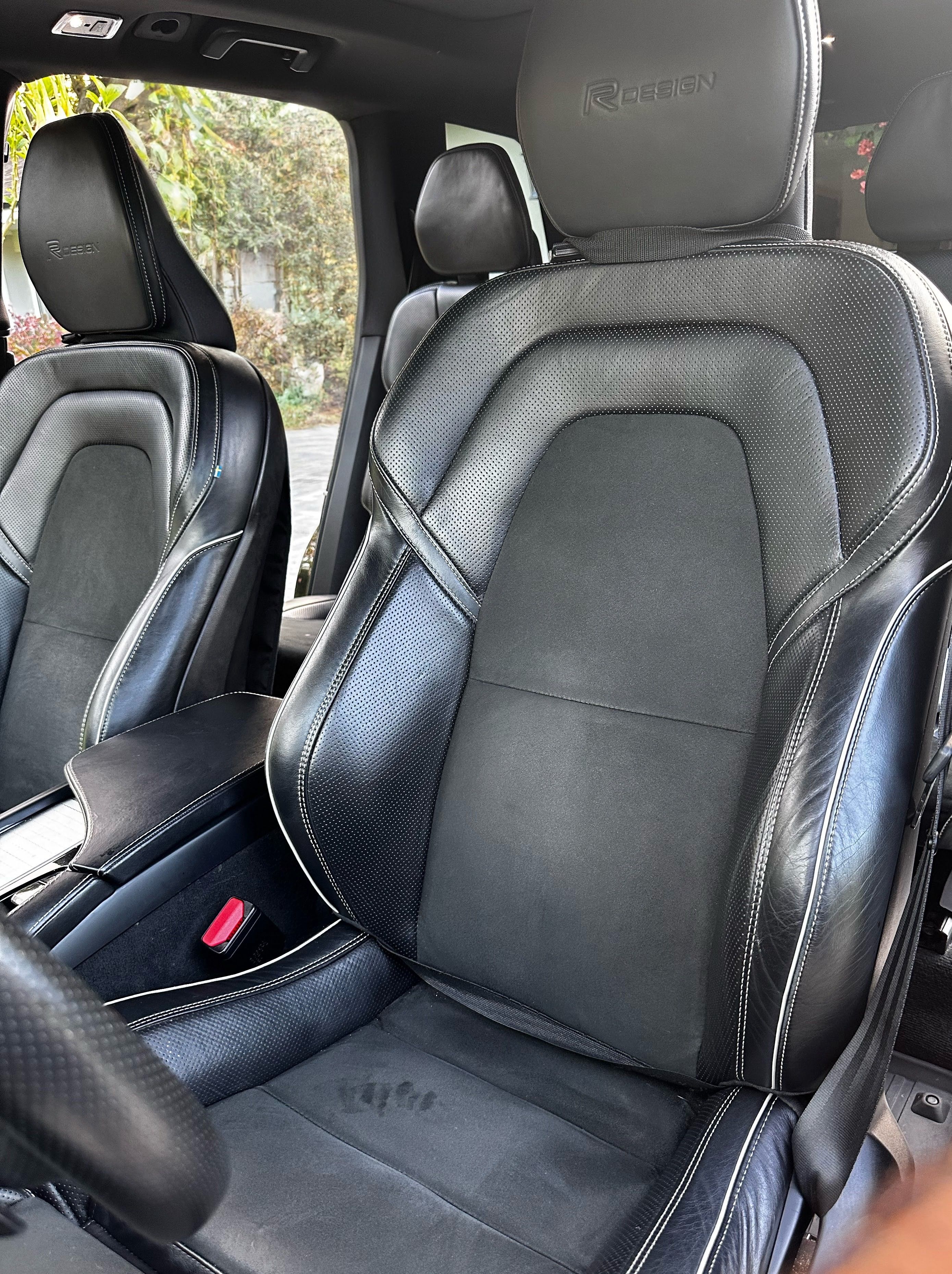 Used 2019 Volvo XC90 T6 R-Design w/ Protection Package Premier AWD/4WD image 17