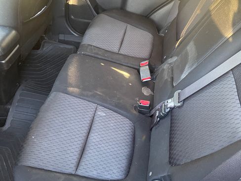 Used 2015 Mitsubishi Outlander ES image 18