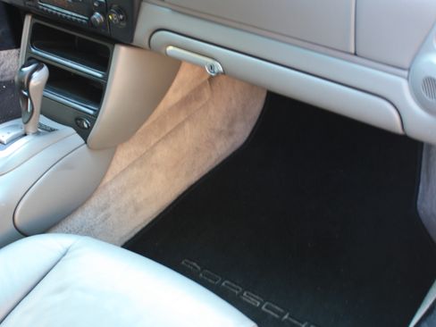 Used 2002 Porsche 911 GT3 RS image 21