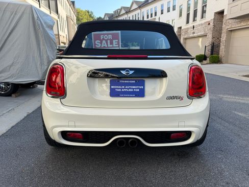 Used 2018 MINI Cooper S image 8