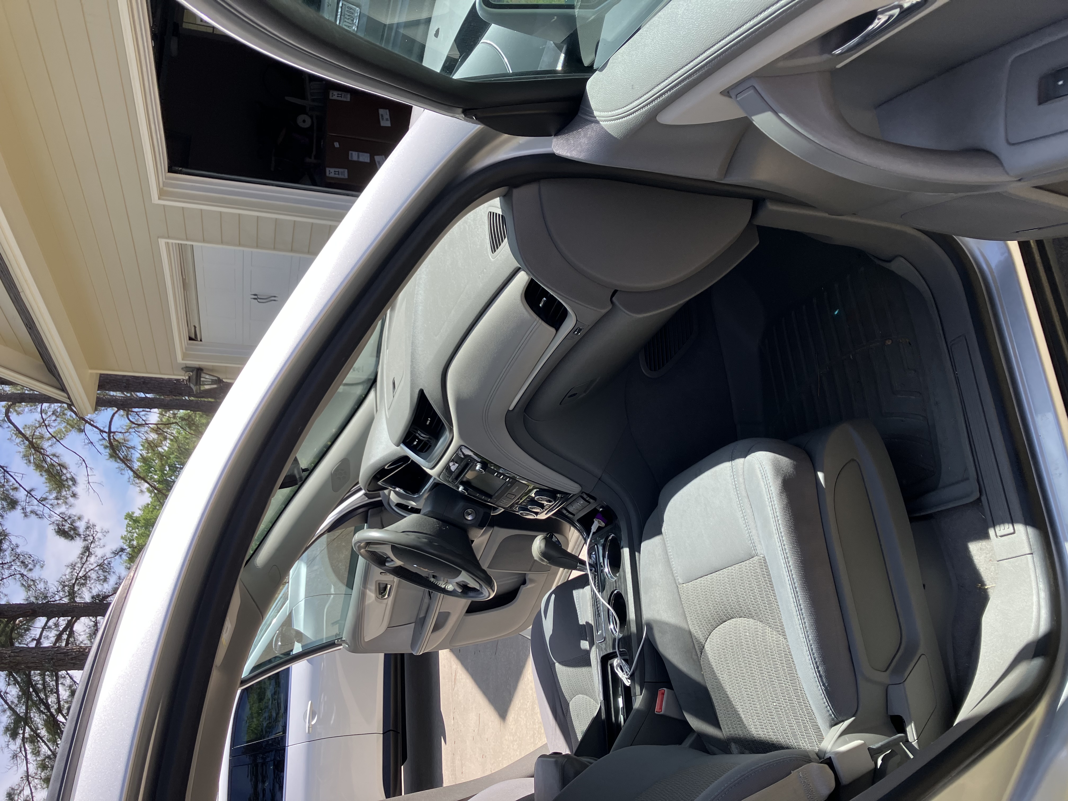 Used 2014 Chevrolet Traverse LT w/ All-Star Edition FWD image 6