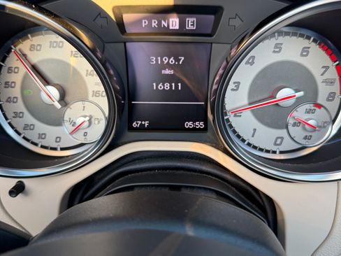 Used 2013 Mercedes-Benz SLK 250 image 8