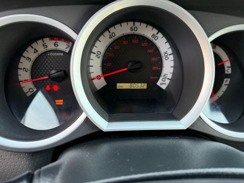 Used 2014 Toyota Tacoma 4x4 Double Cab w/ TRD Sport Package image 12