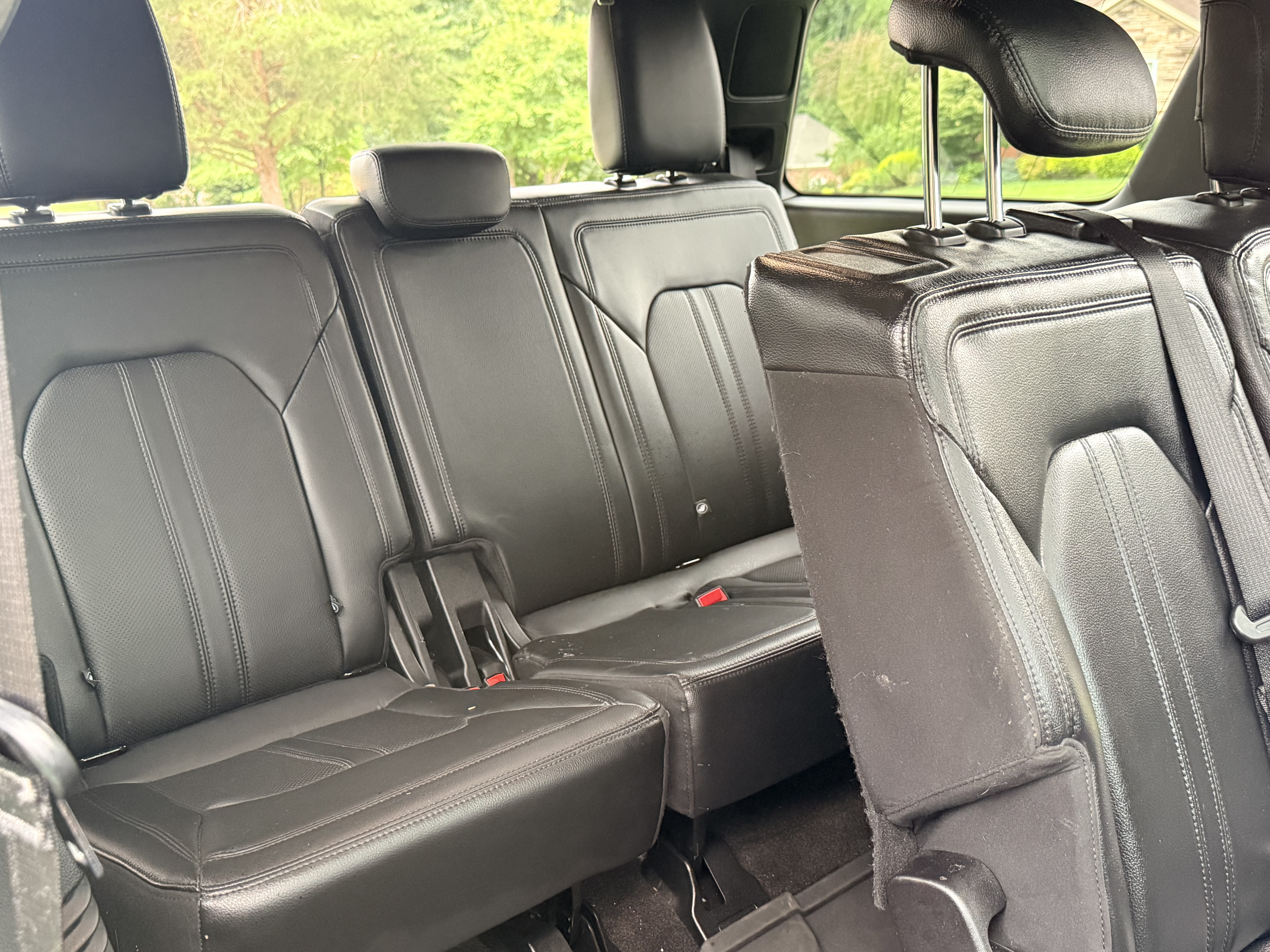 Used 2020 Ford Expedition Limited w/ Equipment Group 302A RWD image 16