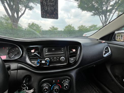 Used 2013 Dodge Dart SXT FWD image 5
