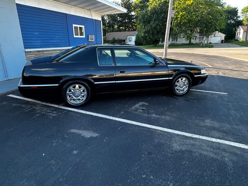 Used 1998 Cadillac Eldorado Touring w/ Safety/Security Pkg FWD image 2