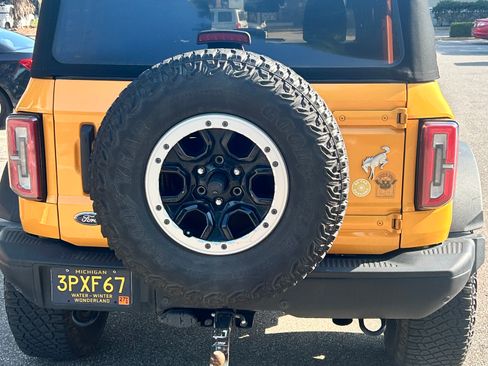 Used 2021 Ford Bronco Badlands image 5