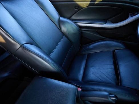 Used 2004 BMW 330Ci Convertible image 9