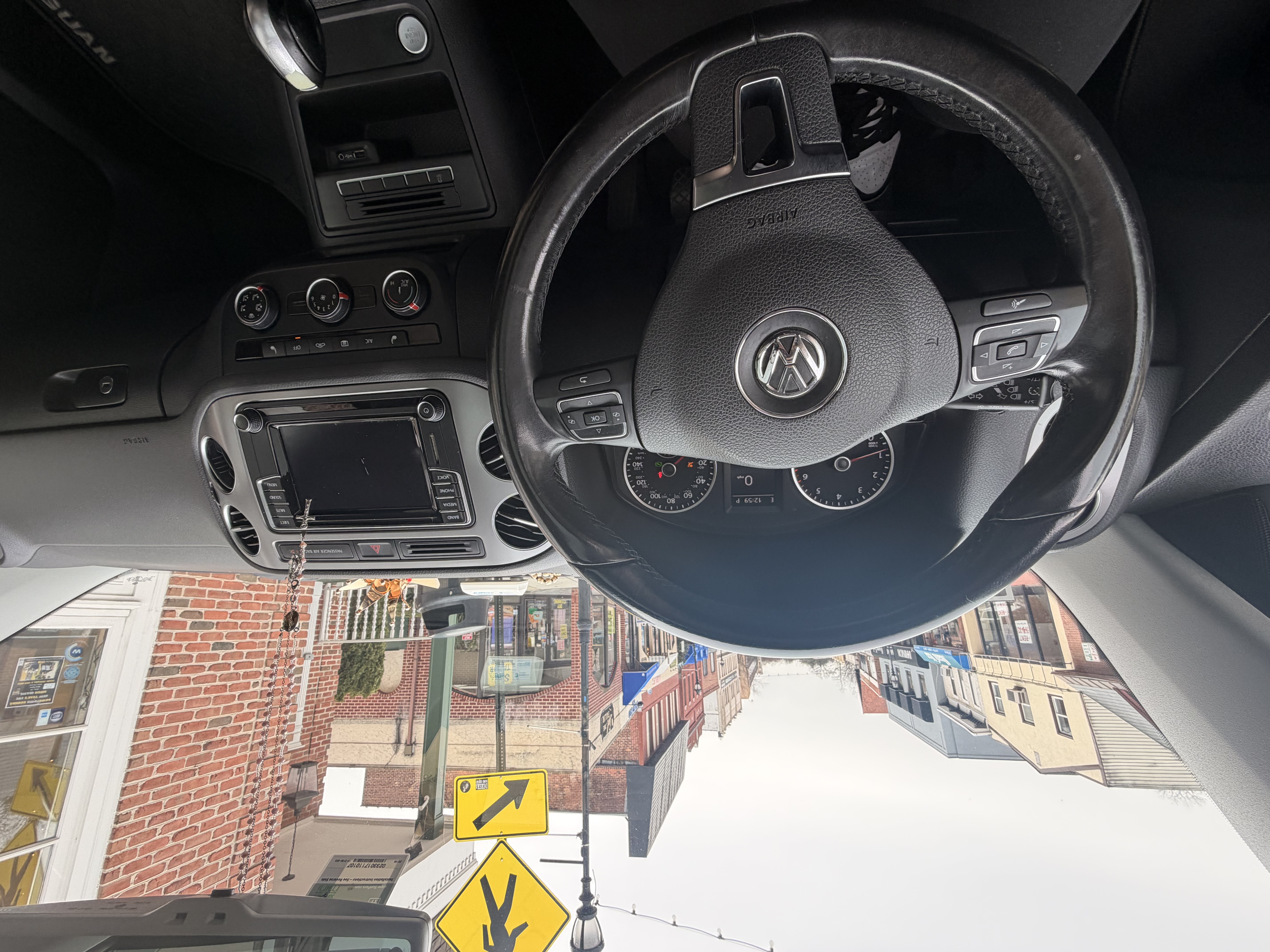 Used 2017 Volkswagen Tiguan Wolfsburg Edition AWD/4WD image 12