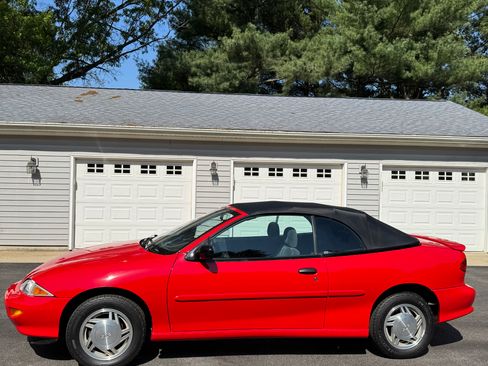 Used 1997 Chevrolet Cavalier LS w/ Preferred Equipment Group 2 FWD image 14