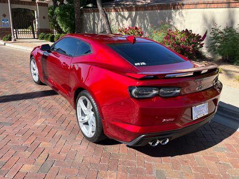 Used 2024 Chevrolet Camaro SS image 4