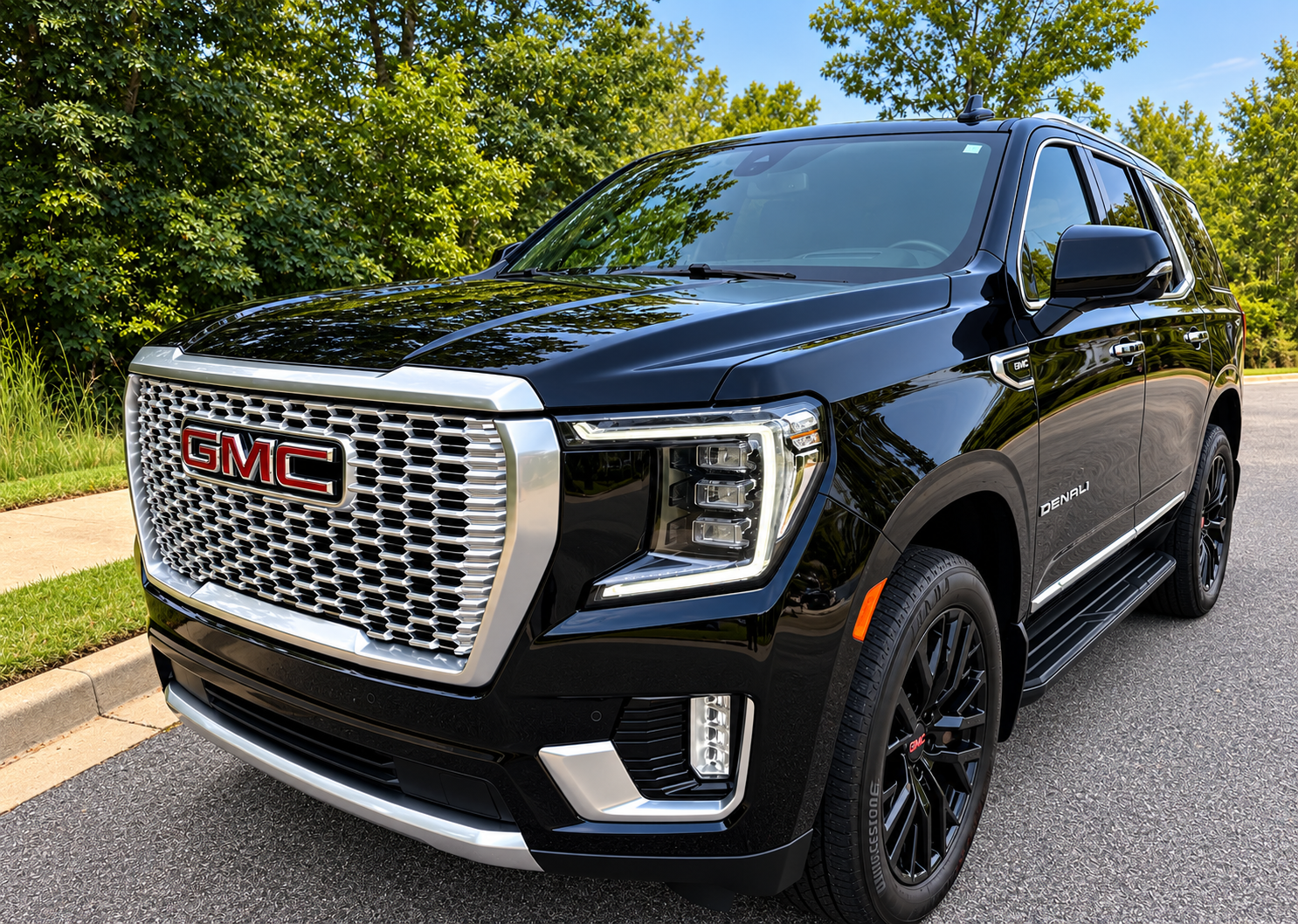Used 2022 GMC Yukon Denali w/ Max Trailering Package AWD/4WD image 9