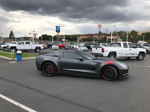 Used 2017 Chevrolet Corvette Grand Sport image 1