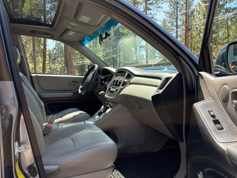 Used 2007 Toyota Highlander Sport AWD/4WD image 17