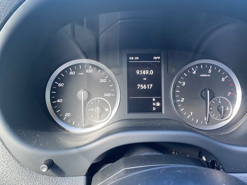 Used 2020 Mercedes-Benz Metris Passenger image 14