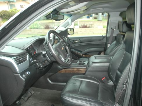 Used 2015 Chevrolet Tahoe LT RWD image 10