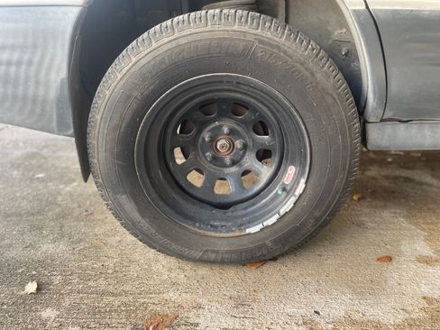 Used 2002 Subaru Forester L image 8