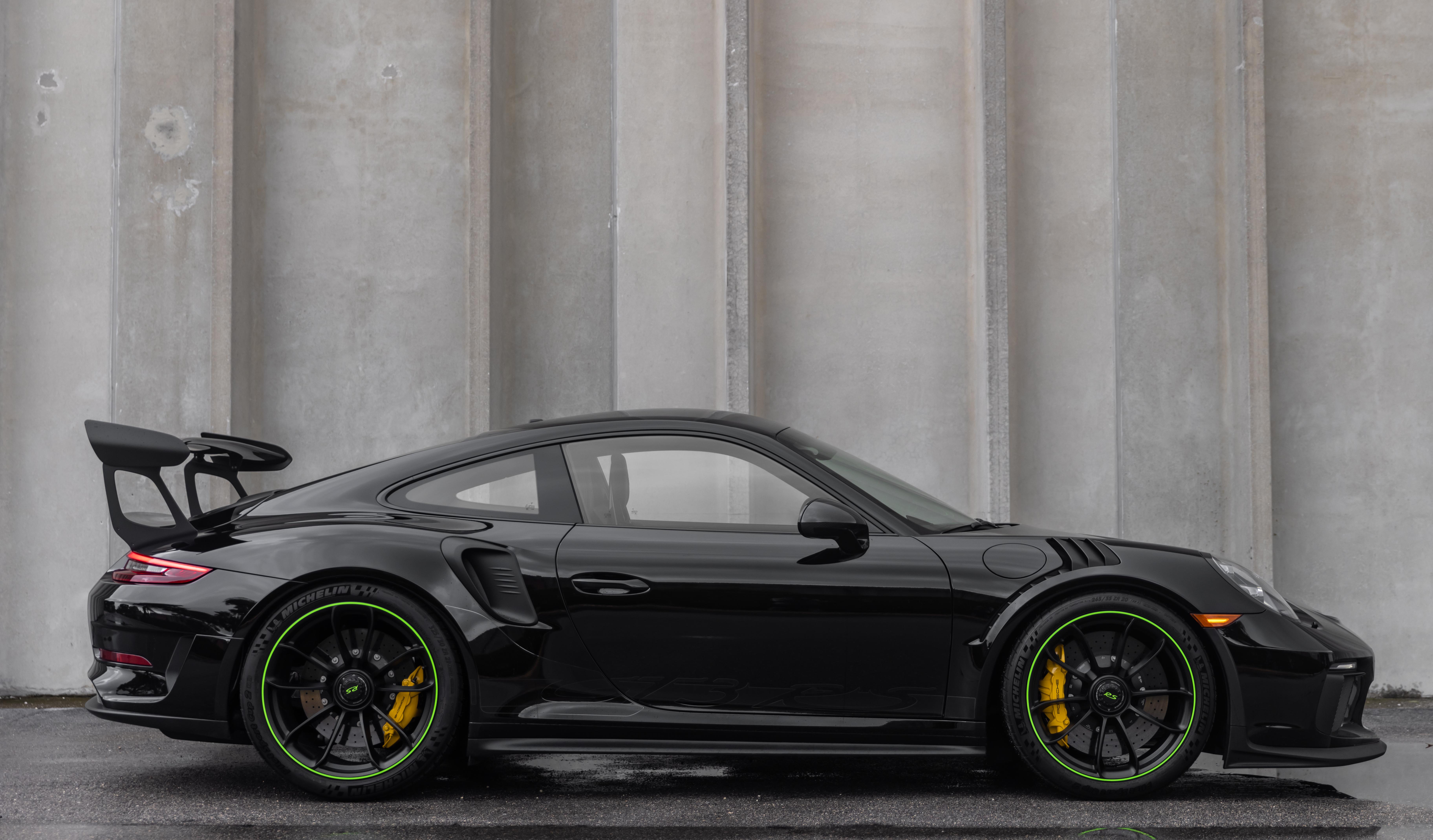 Used 2019 Porsche 911 GT3 RS RWD image 17