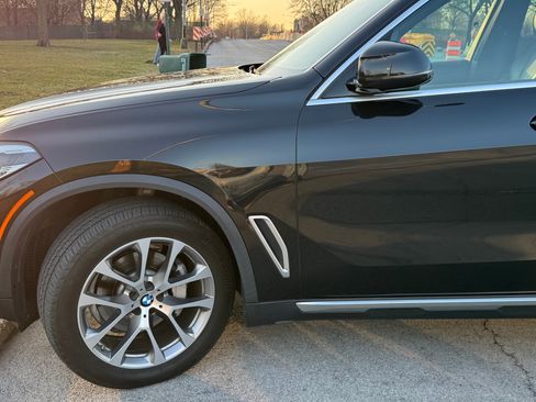 Used 2019 BMW X5 xDrive40i w/ Premium Package 2 image 22
