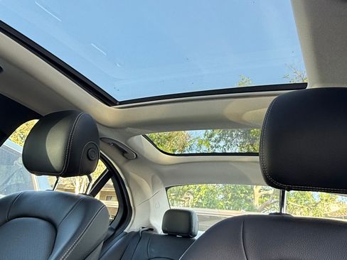 Used 2017 Mercedes-Benz C 300 C 300 4MATIC Sedan 4D image 19