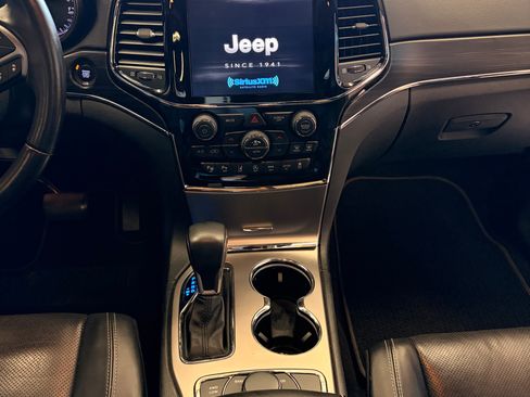 Used 2021 Jeep Grand Cherokee Limited w/ Quick Order Package 28K 80th AWD/4WD image 13