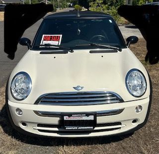 Used 2006 MINI Cooper Convertible FWD image 1