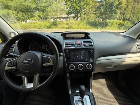 Used 2017 Subaru Forester 2.5i Premium w/ All-Weather Package AWD/4WD image 9