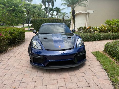Used 2023 Porsche 718 Cayman GT4 RS RWD image 8