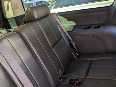 Used 2012 Chevrolet Suburban LT w/ All-Star Edition image 25