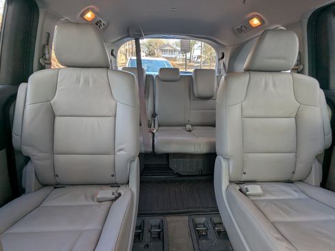 Used 2012 Honda Odyssey EX-L image 21