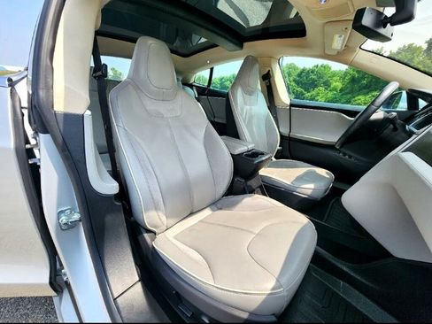 Used 2013 Tesla Model S Performance image 13