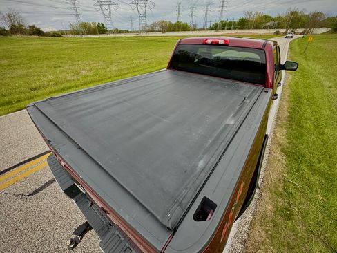 Used 2014 Chevrolet Silverado 1500 W/T AWD/4WD image 17