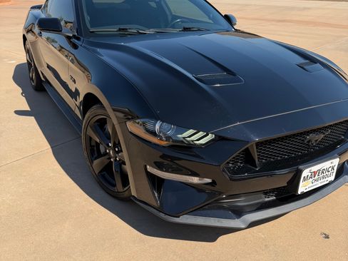 Used 2022 Ford Mustang GT w/ Equipment Group 301A RWD image 4