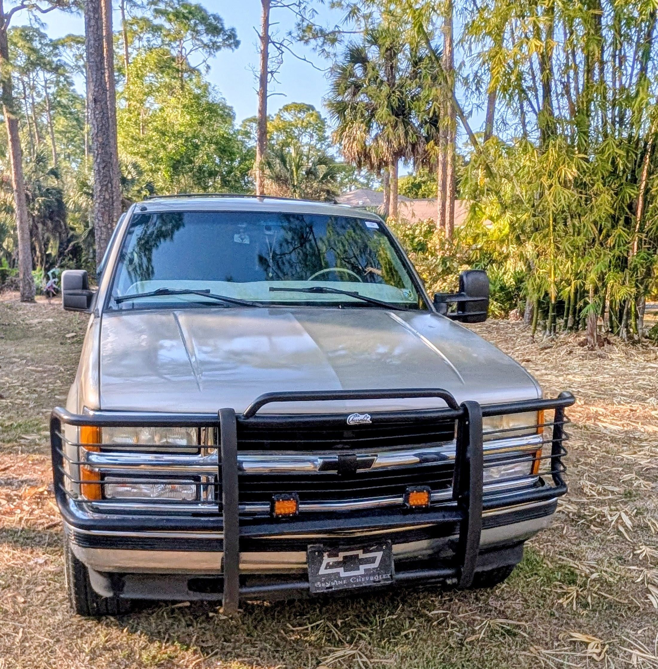 Used 1999 Chevrolet Tahoe 4WD 2-Door w/ Preferred Equipment Group image 6