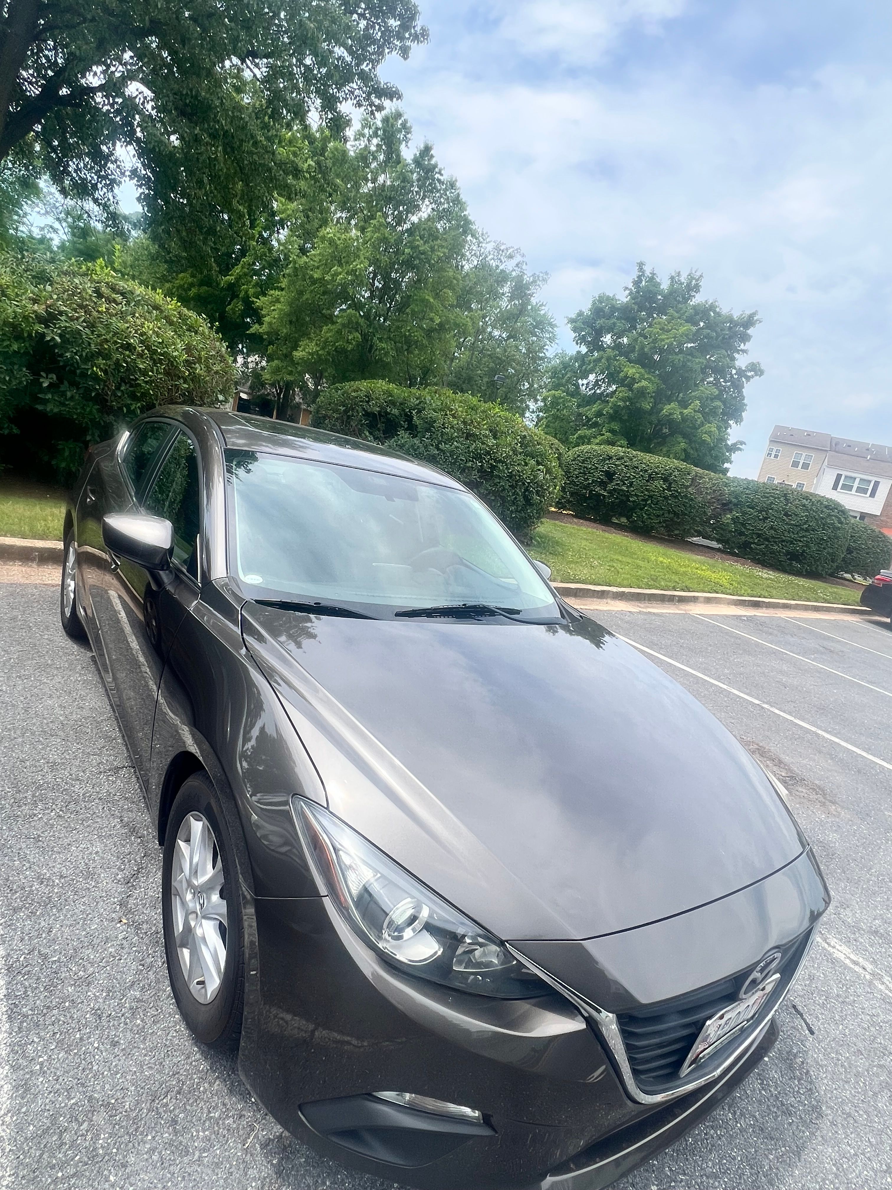Used 2014 MAZDA MAZDA3 i Touring w/ Technology Package FWD image 1