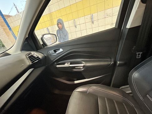 Used 2018 Ford Escape SEL w/ Ford Safe & Smart Package image 11