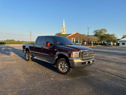 Used 2005 Ford F250 King Ranch image 2