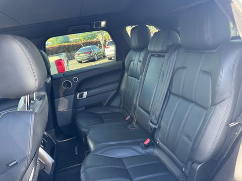 Used 2016 Land Rover Range Rover Sport SE AWD/4WD image 9