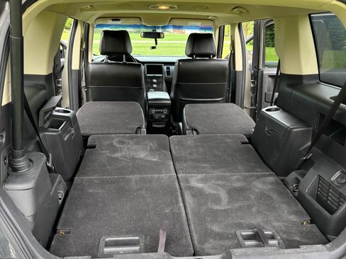 Used 2013 Ford Flex SEL FWD image 8
