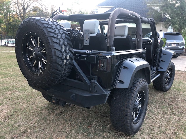 Used 2008 Jeep Wrangler Sahara AWD/4WD image 2