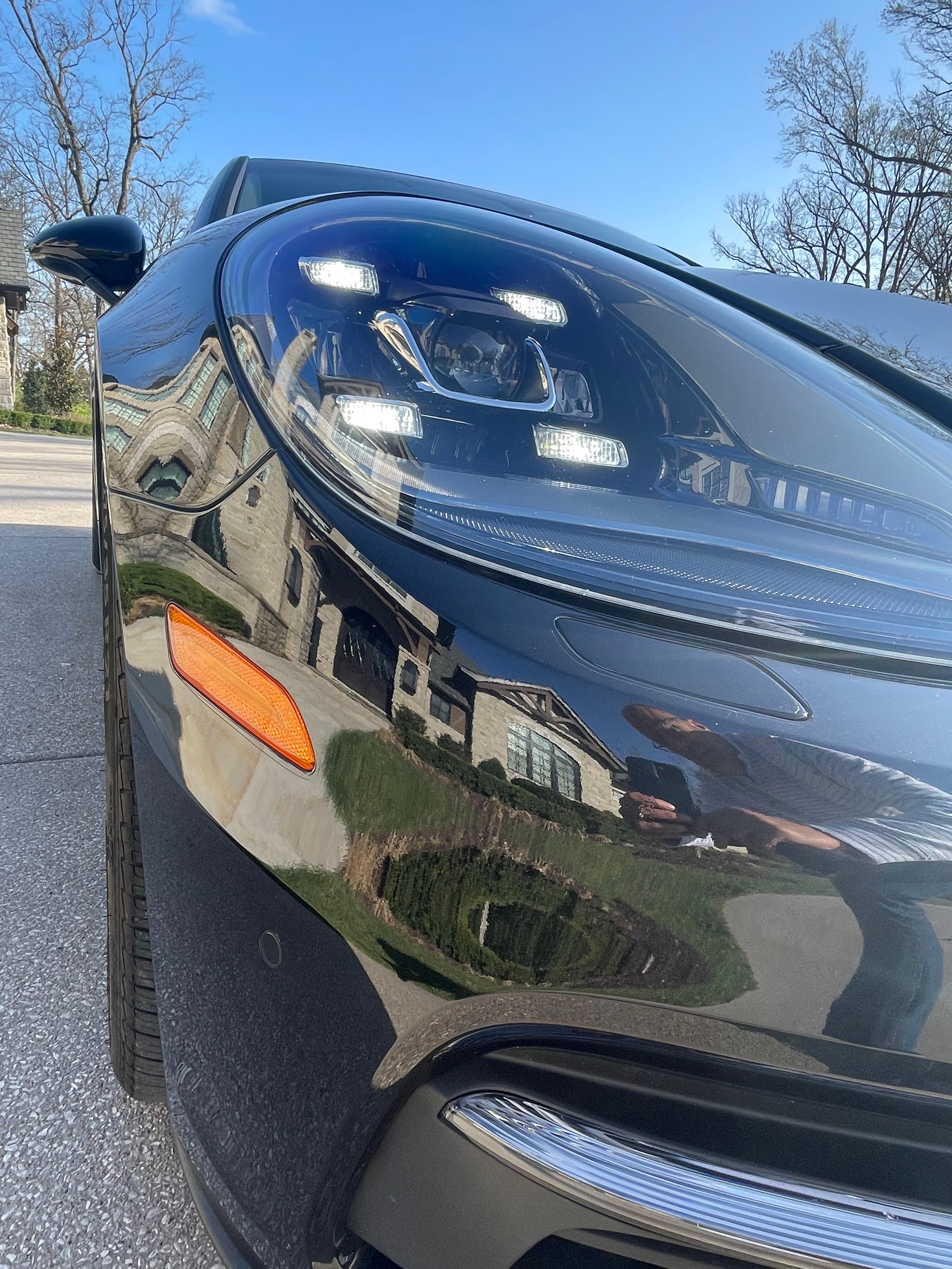 Used 2017 Porsche Panamera 4 AWD/4WD image 8