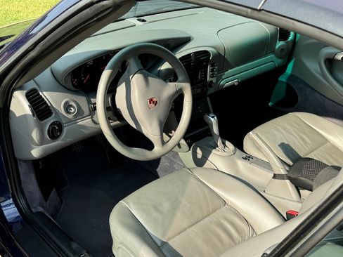 Used 2002 Porsche 911 Cabriolet image 6