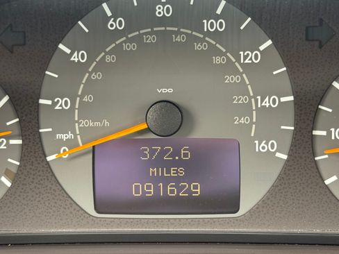 Used 2002 Mercedes-Benz CLK 430 Cabriolet image 16